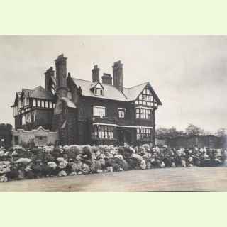 A Few Views of the Garden at Leighton Court, Neston, Cheshire. 1918.